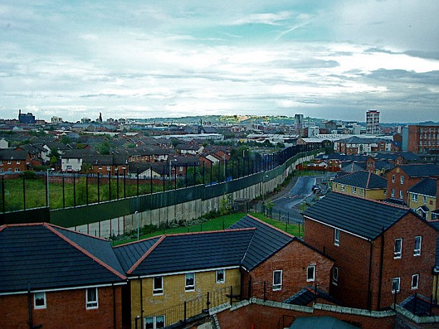 a békétlen Békevonal Belfastban, kép forrása: lesenfantsterribles.org